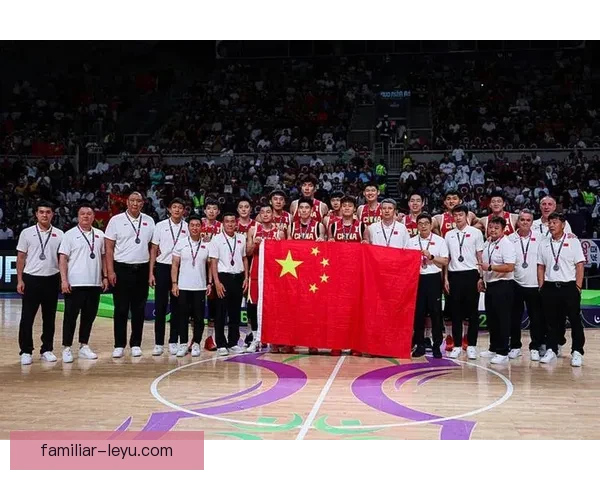 中国男篮力克劲敌挺进亚洲杯四强再创佳绩全队士气高涨展现新风貌