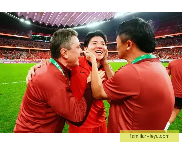 中国男足力克日本挺进亚洲杯决赛 迎战韩国冲击冠军