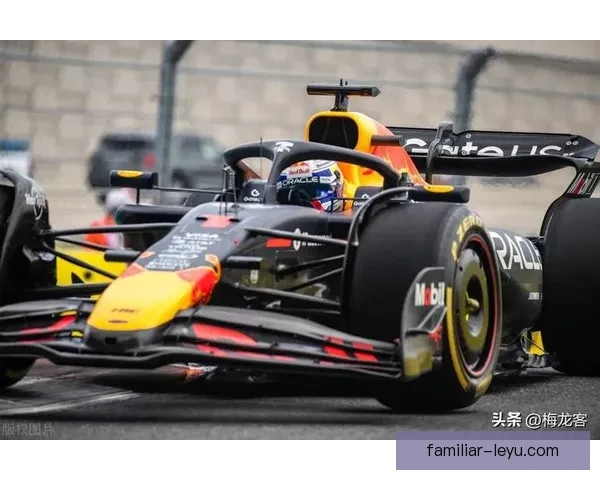 F1赛事最新动向：梅赛德斯车队引擎升级 力求逆袭红牛全力争冠