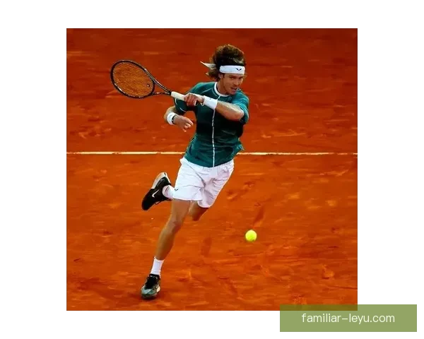 新一代网球新星崭露头角 年轻选手在大满贯赛场挑战传统强者